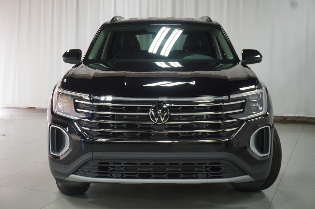 2026 Volkswagen Atlas SE photo 5