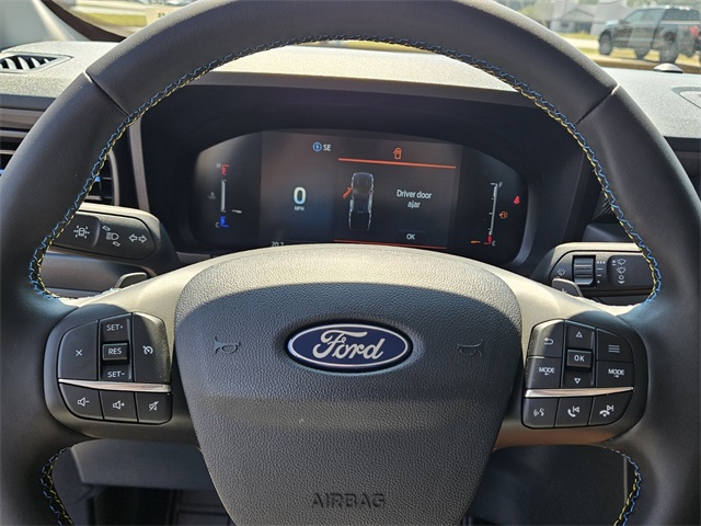 2025 Ford Maverick photo 21