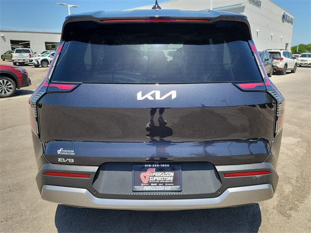 2026 Kia EV9 Light Long Range photo 3