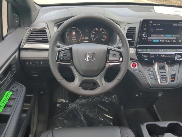 2026 Honda Odyssey photo 13