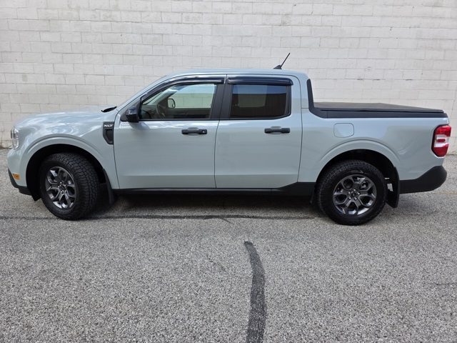 2024 Ford Maverick XLT photo 2