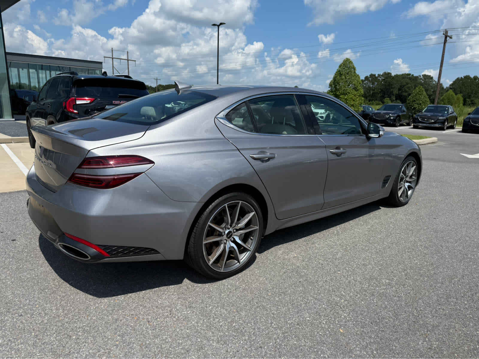 2024 Genesis G70 2.5T photo 8