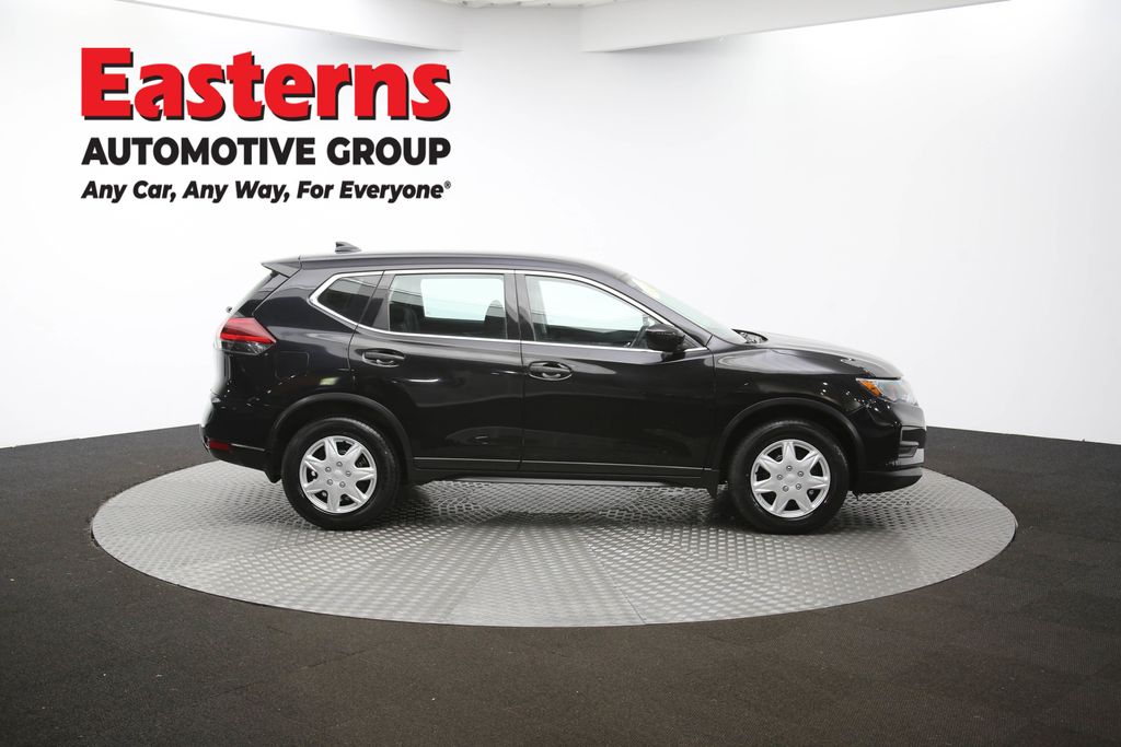 2018 Nissan Rogue S photo 30