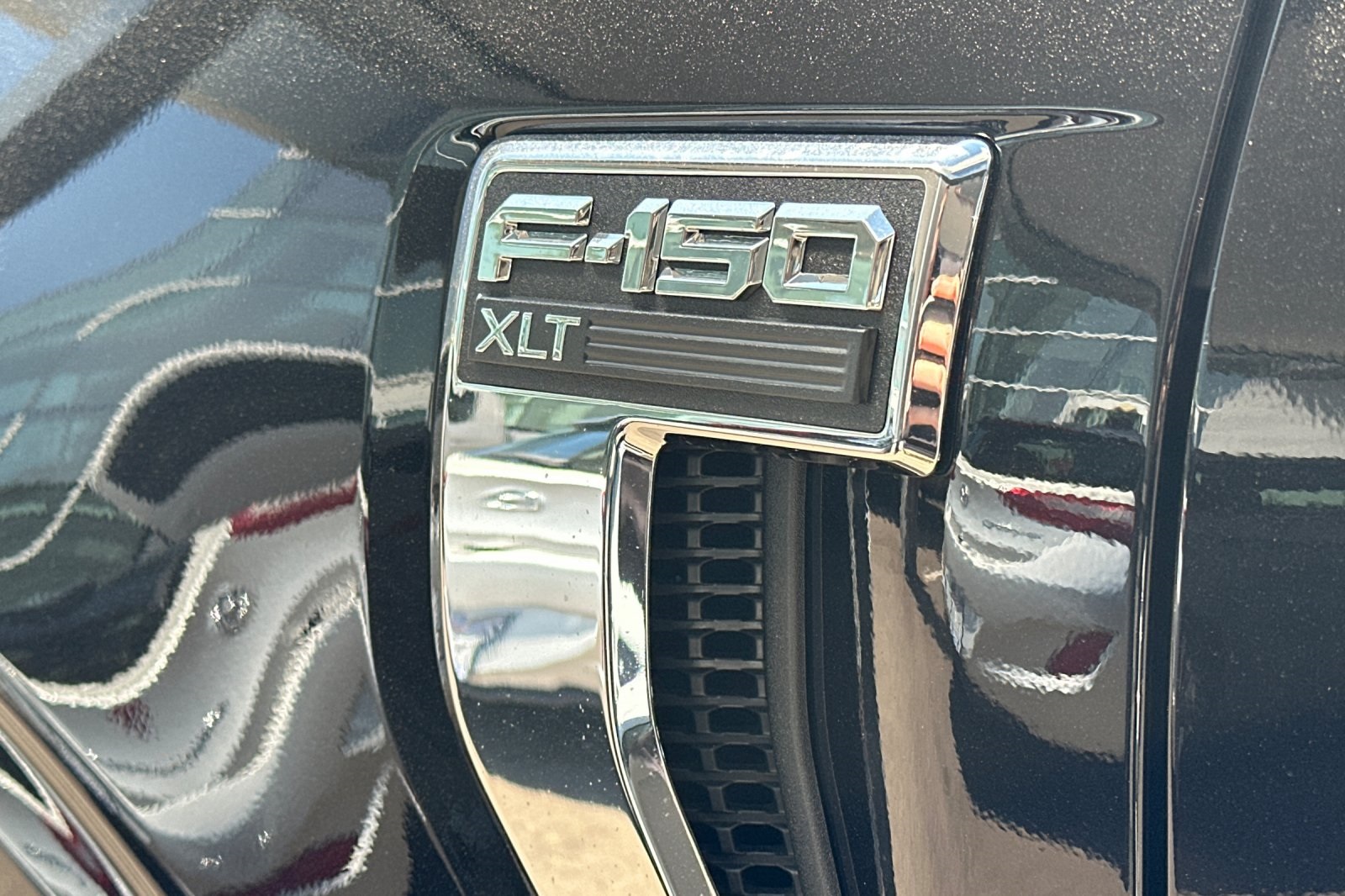 2025 Ford F-150 XLT photo 23