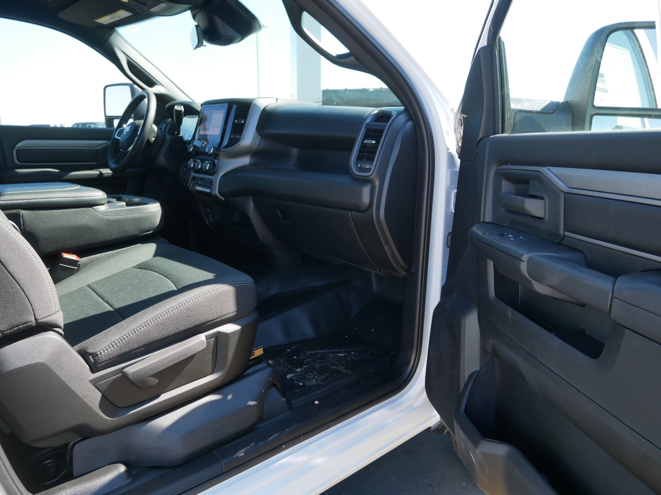 2026 Ram 3500 Tradesman photo 7