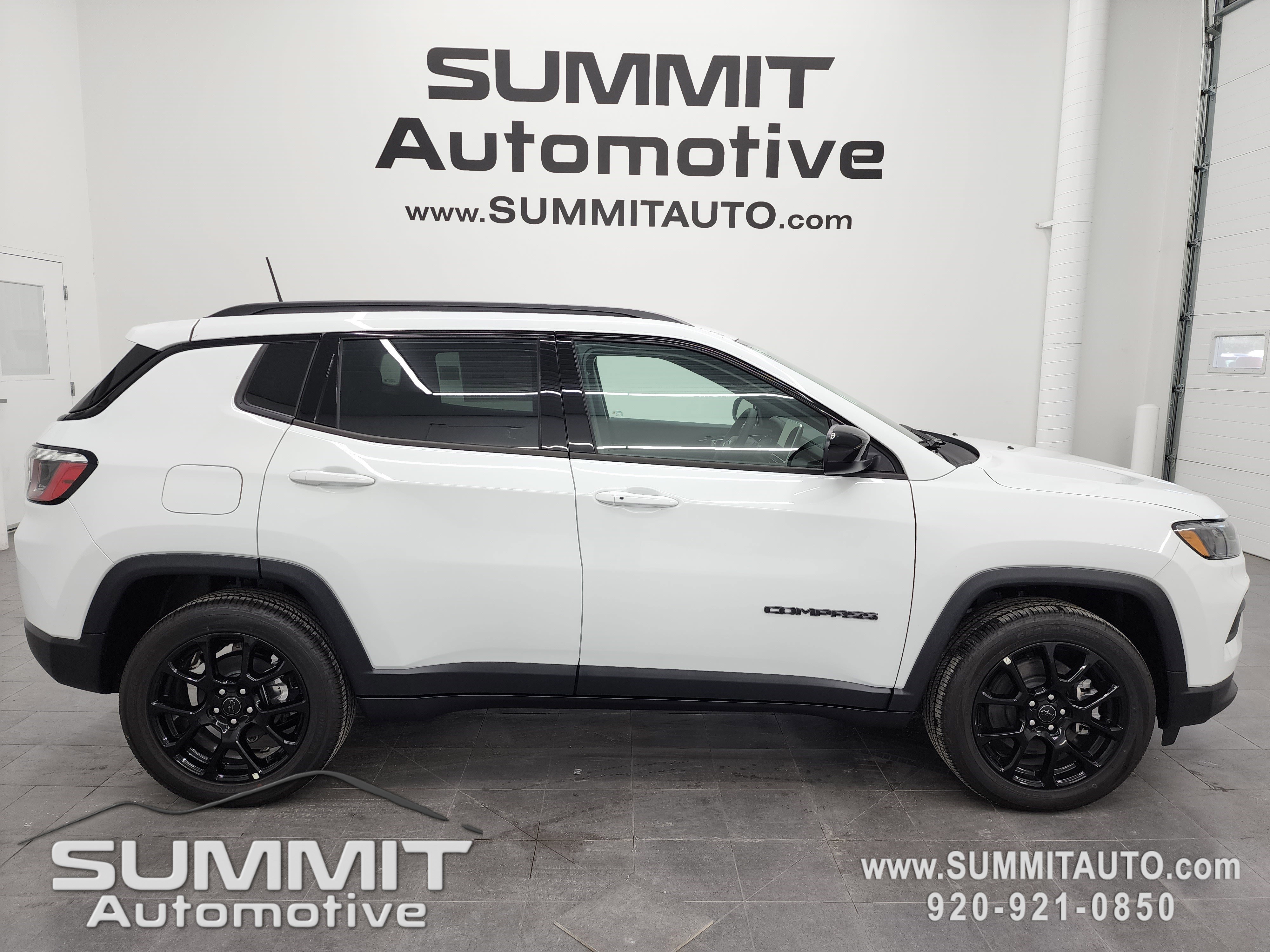 2026 Jeep Compass Altitude Special Edition's photo