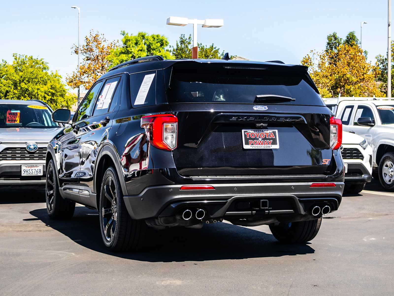 2020 Ford Explorer ST photo 9