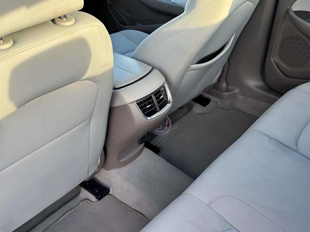 2024 Chevrolet Malibu 1LT photo 16
