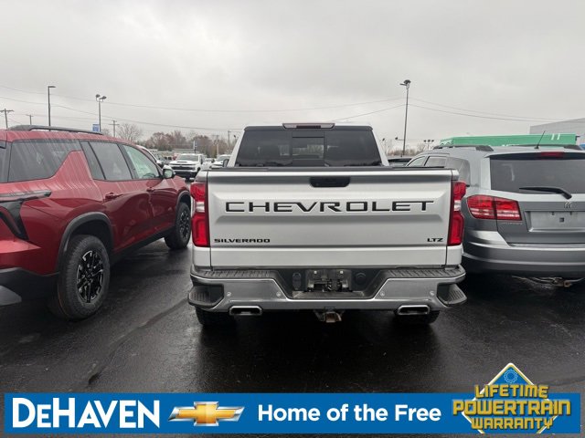 2021 Chevrolet Silverado 1500 LTZ photo 3