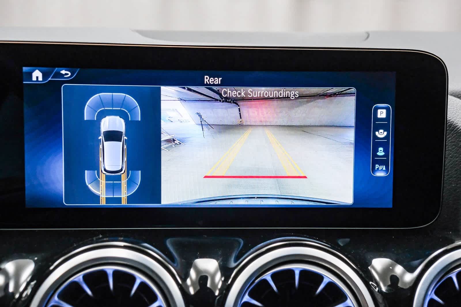 2025 Mercedes Benz GLA 250 photo 24