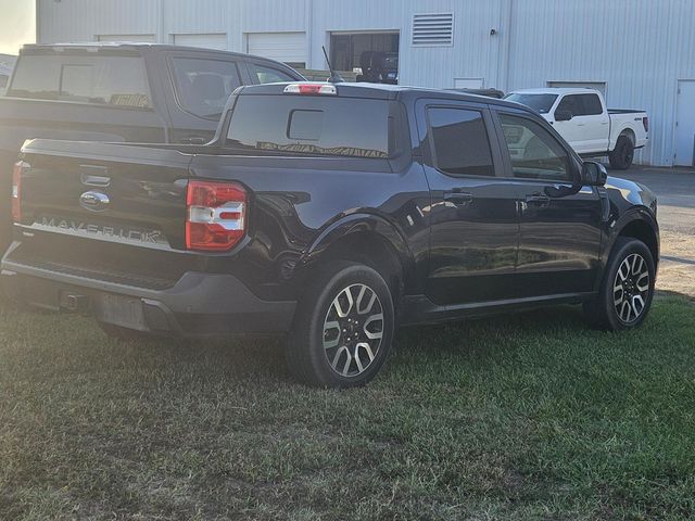 2023 Ford Maverick Lariat photo 2