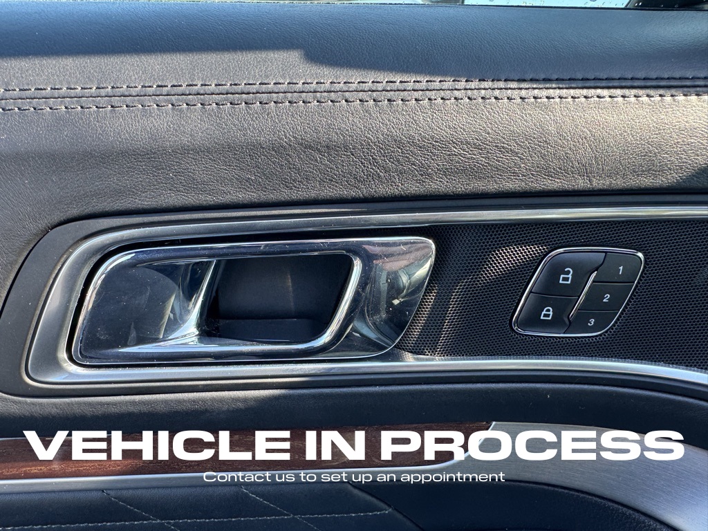 2018 Ford Explorer Platinum photo 13