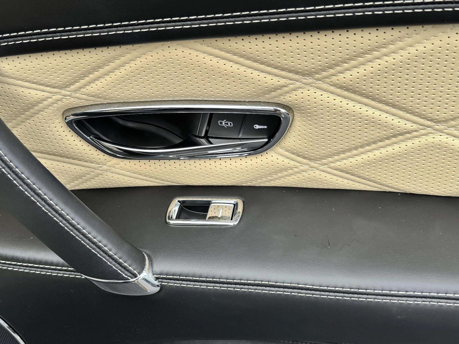 2014 Bentley Flying Spur Base photo 25