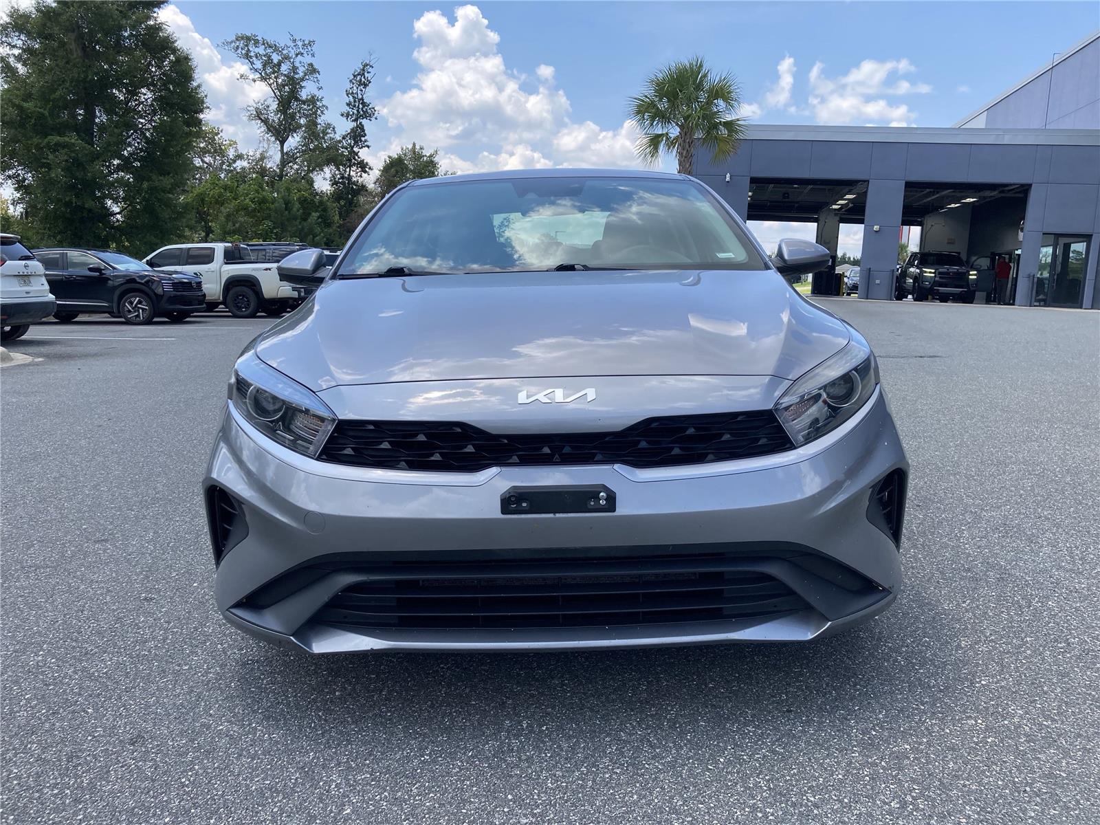 2023 Kia Forte LXS photo 3