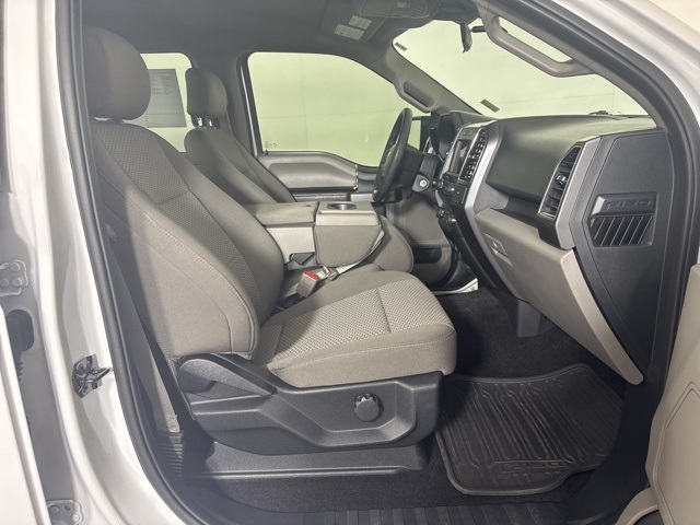 2019 Ford F-150 XLT photo 4