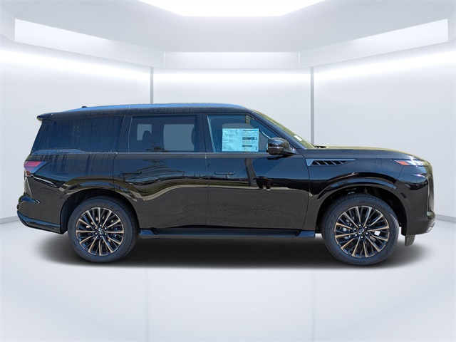 2025 Infiniti QX80 photo 2
