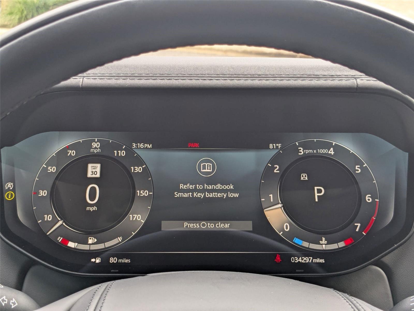 2023 Land Rover Range Rover SE photo 19