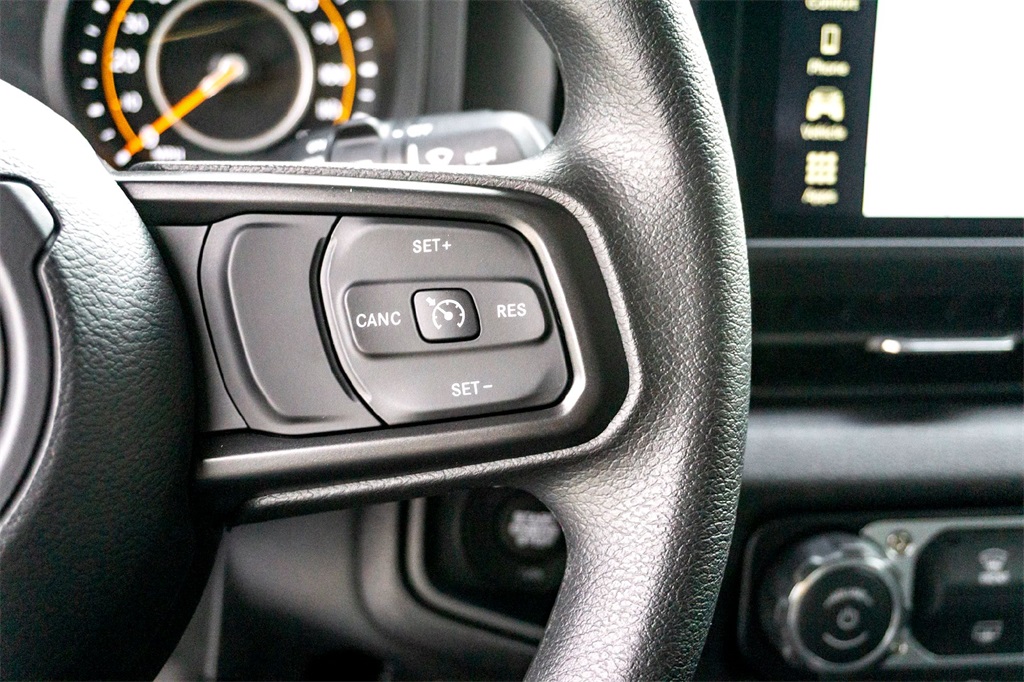 2025 Jeep Wrangler Sport photo 14