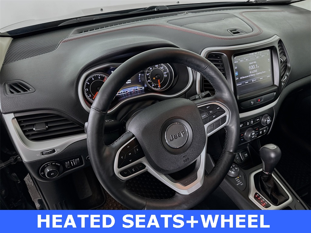 Used 2018 Jeep Cherokee Trailhawk with VIN 1C4PJMBX5JD506141 for sale in Onalaska, WI