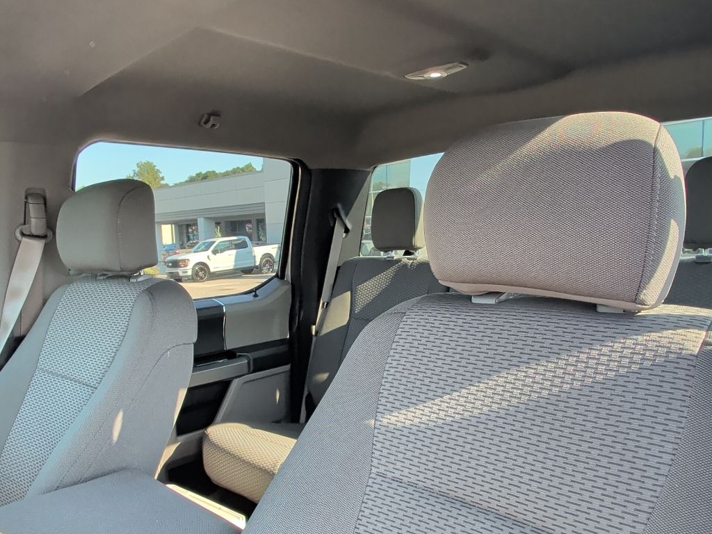 2017 Ford F-150 XLT photo 5