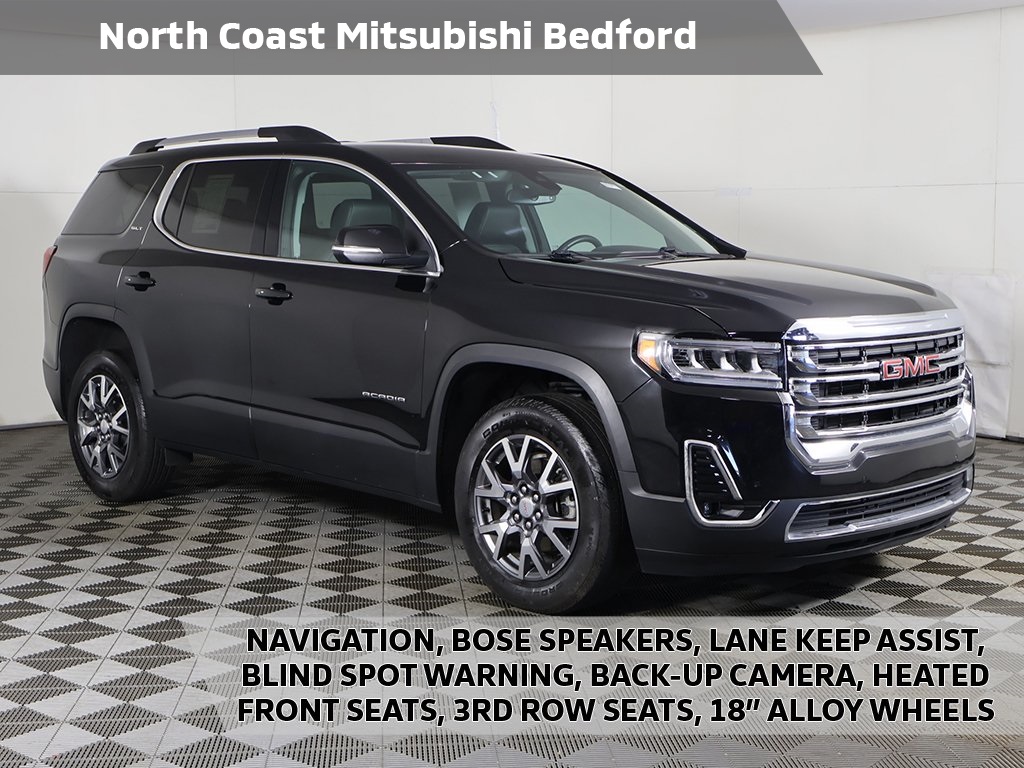 2023 GMC Acadia SLT's photo