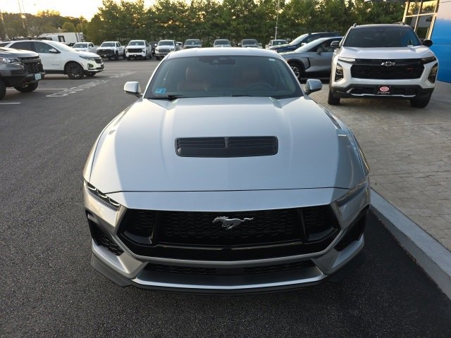 2024 Ford Mustang GT Premium photo 2