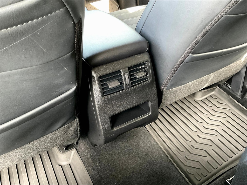 2024 Mitsubishi Outlander SE Ralliart photo 27