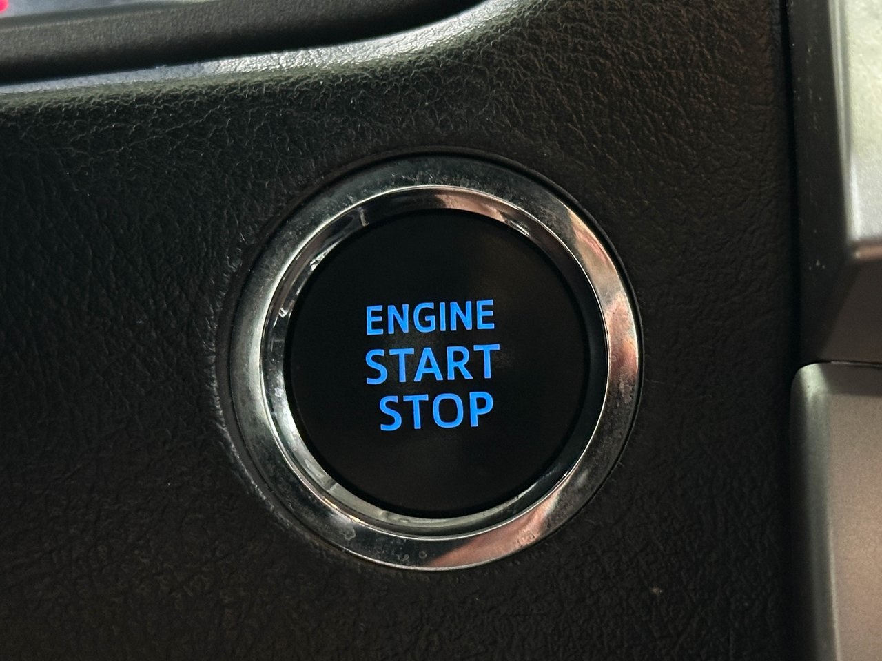 2022 Toyota 4Runner Trail photo 21