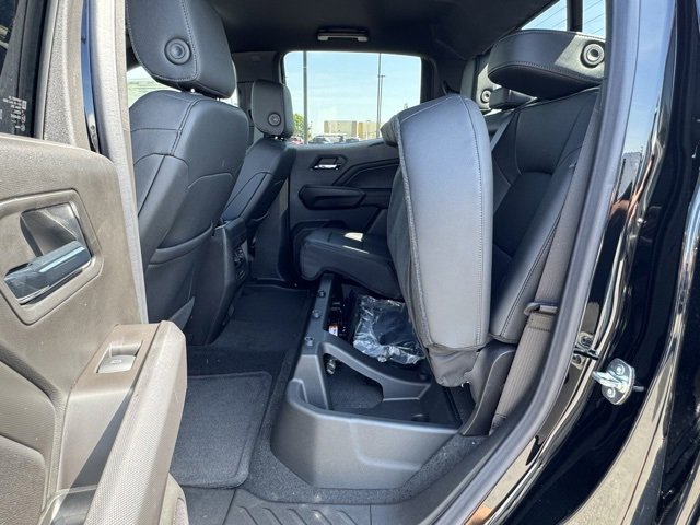 2026 Chevrolet Colorado LT photo 19