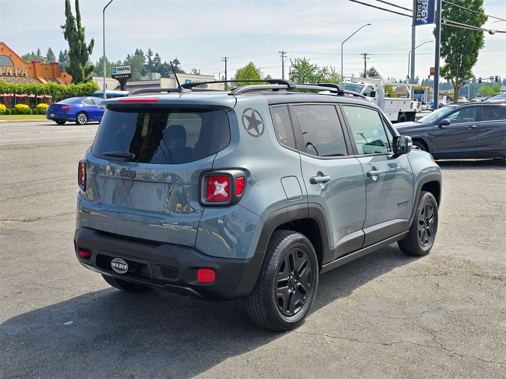 2017 Jeep Renegade Trailhawk photo 5