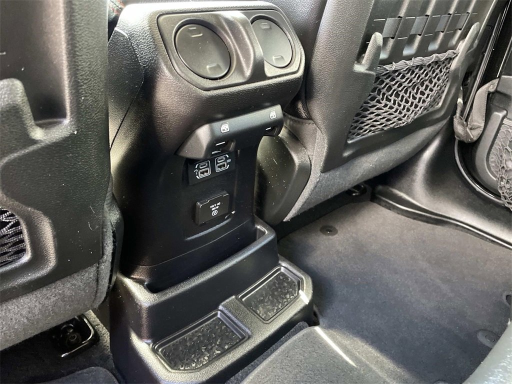 2020 Jeep Wrangler Unlimited Rubicon photo 3