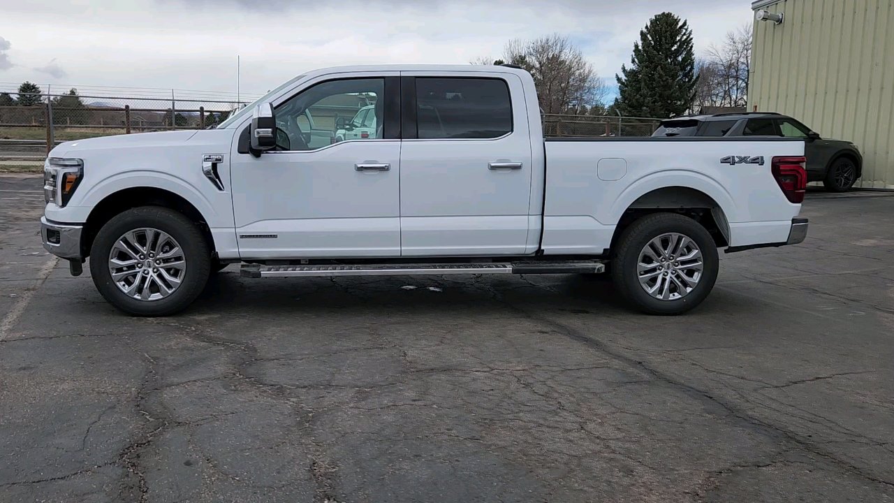 2025 Ford F-150 Lariat photo 3