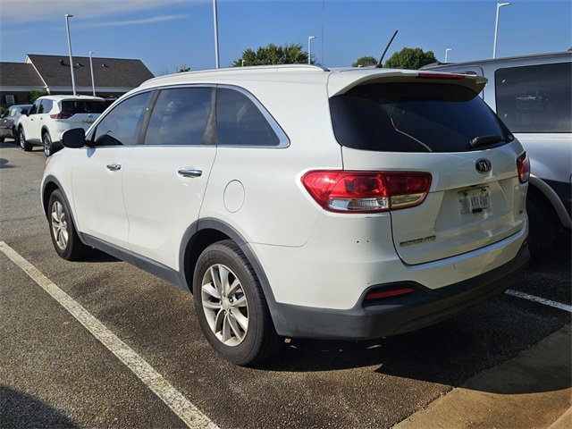 2016 Kia Sorento LX photo 3