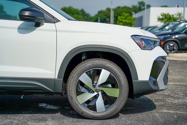 2025 Volkswagen Taos S photo 35