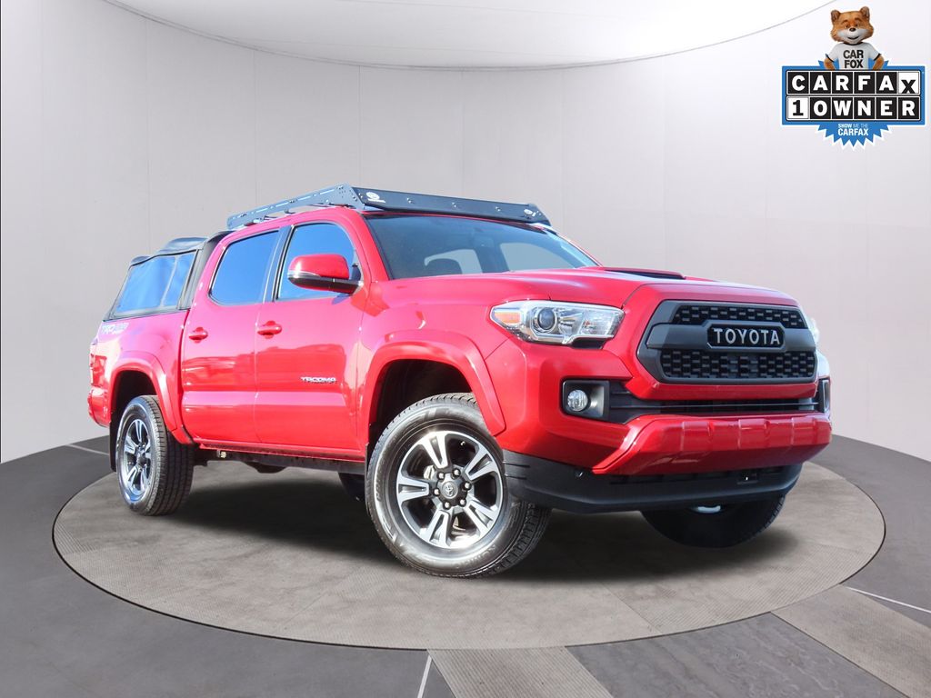 2016 Toyota Tacoma TRD Sport's photo