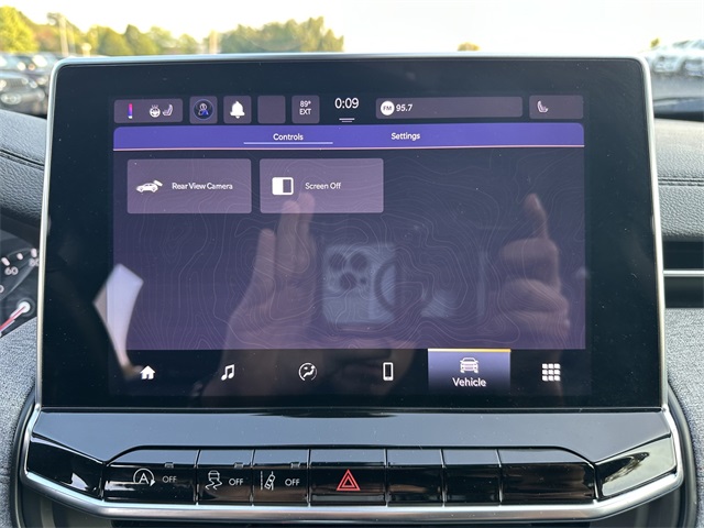2022 Jeep Compass Latitude Lux Altitude photo 25
