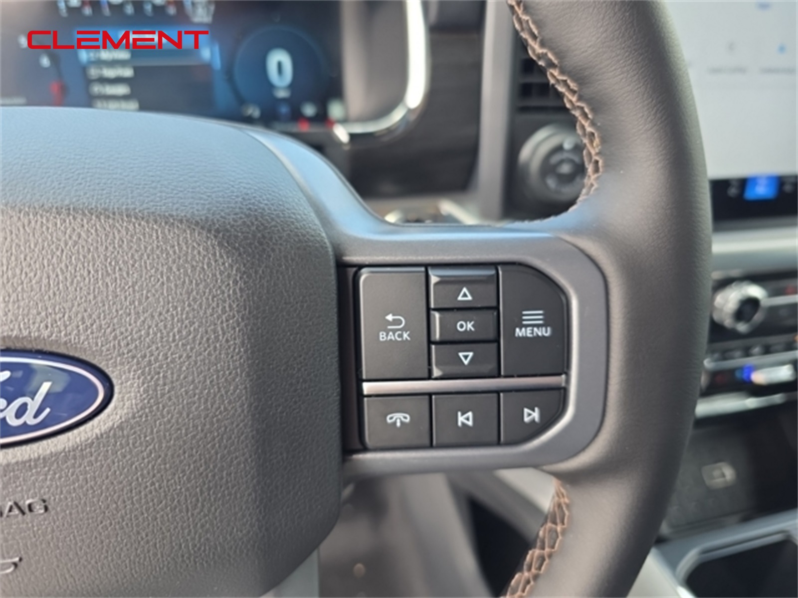 2025 Ford F-150 Lariat photo 12