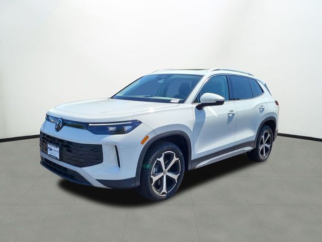 2025 Volkswagen Tiguan SE's photo