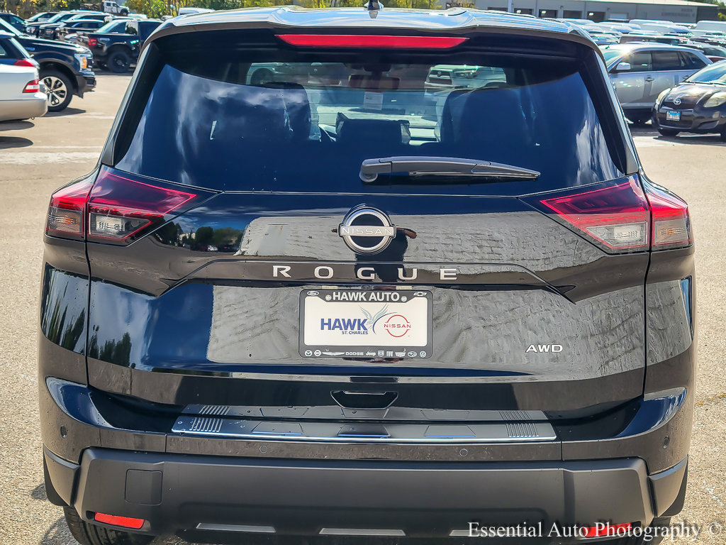 2026 Nissan Rogue SV photo 3