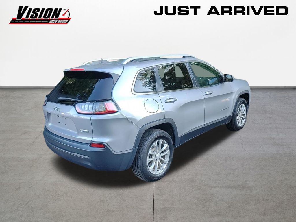 2019 Jeep Cherokee Latitude photo 5