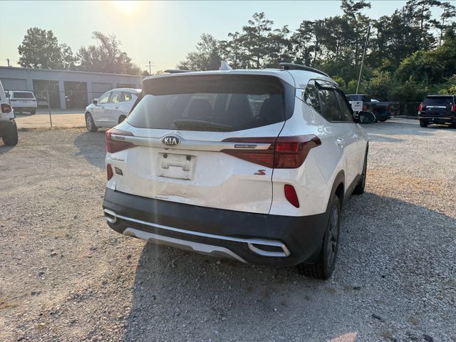 2021 Kia Seltos S photo 6