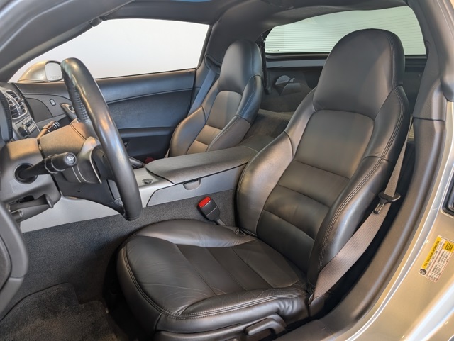 2007 Chevrolet Corvette Base photo 13
