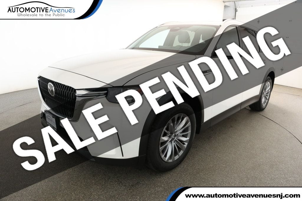 2025 Mazda CX-90 Preferred Package's photo