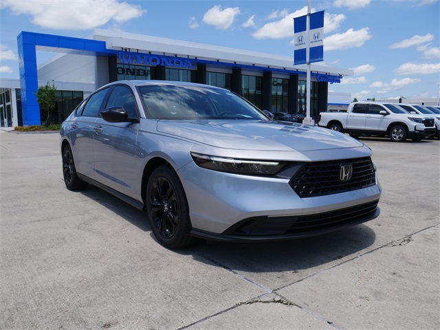 2025 Honda Accord SE's photo