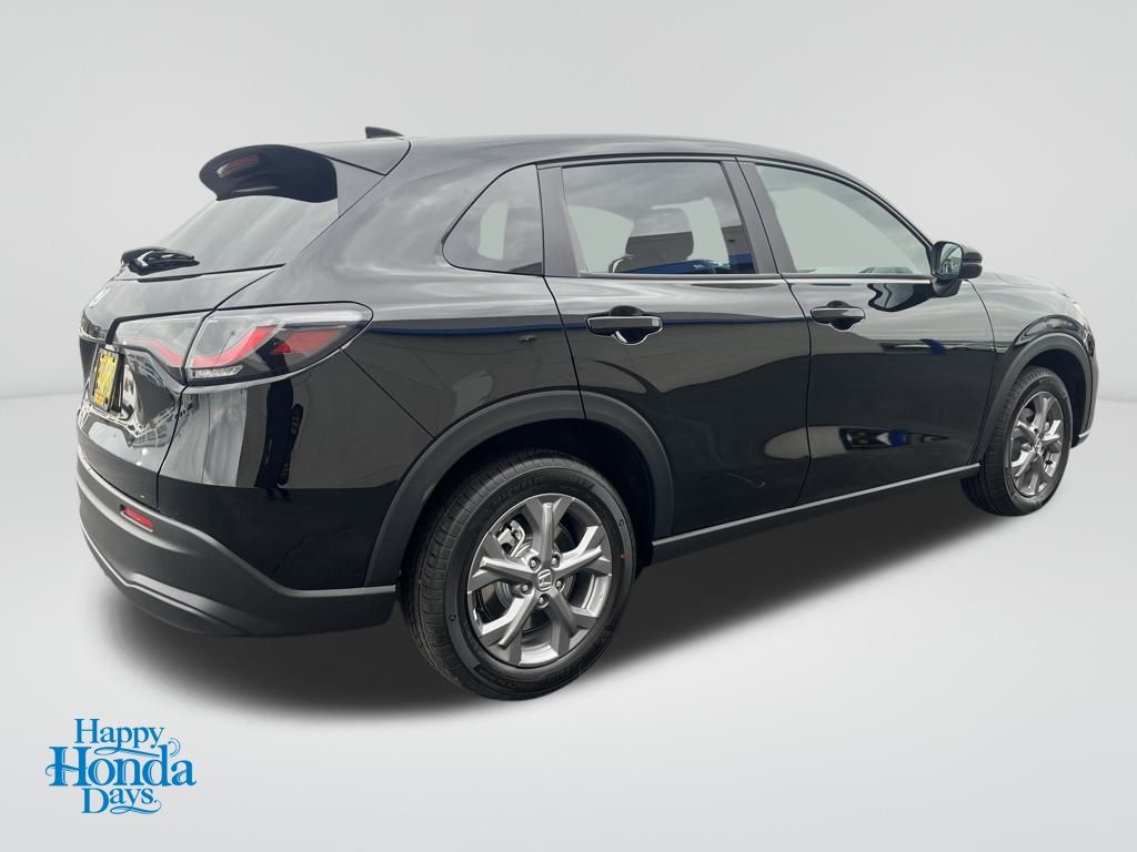 2026 Honda HR-V LX photo 3