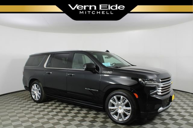 2024 Chevrolet Suburban High Country's photo