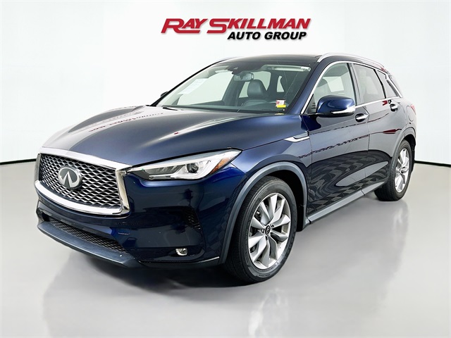 2021 Infiniti QX50 Luxe AWD photo 2