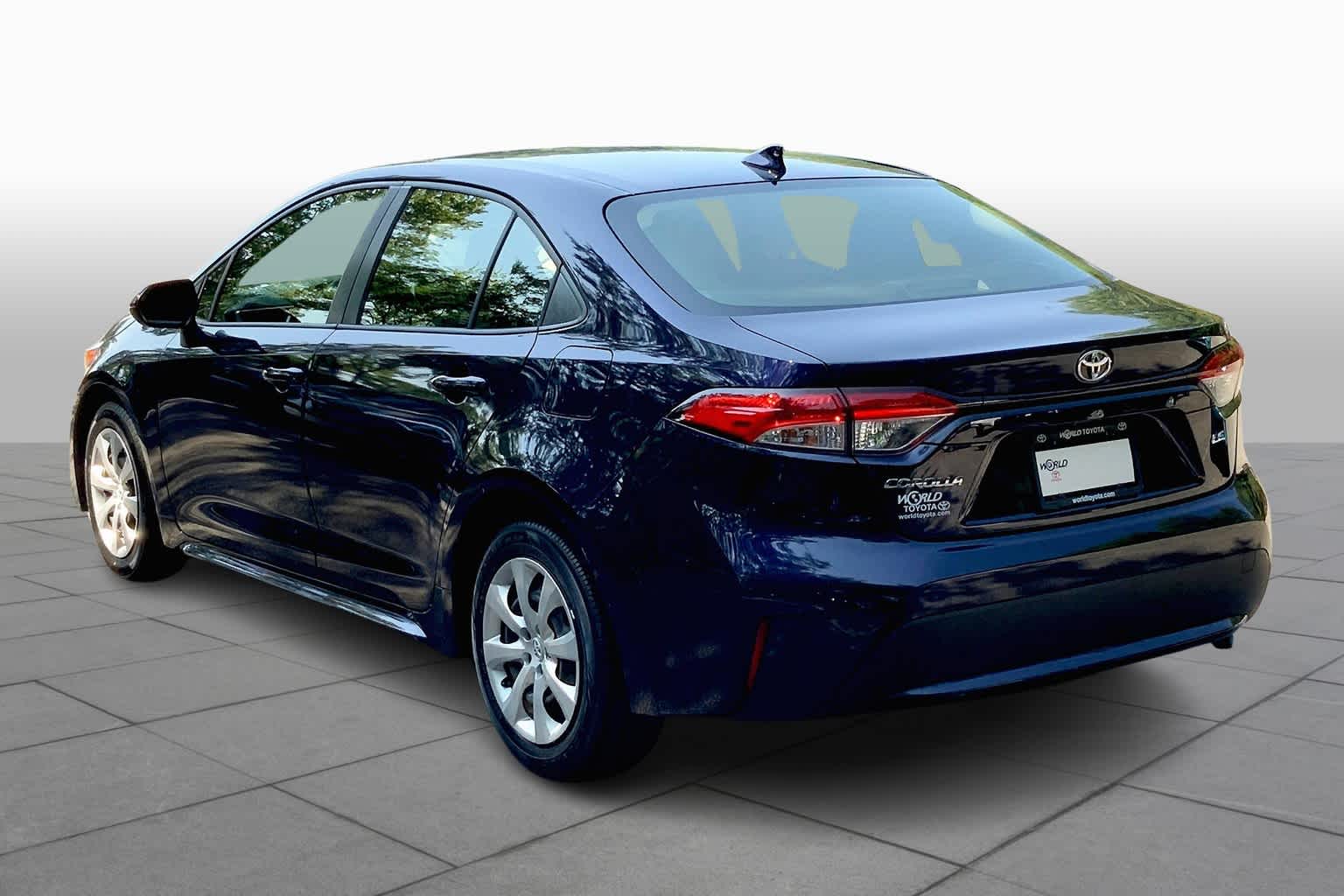 2020 Toyota Corolla LE photo 10
