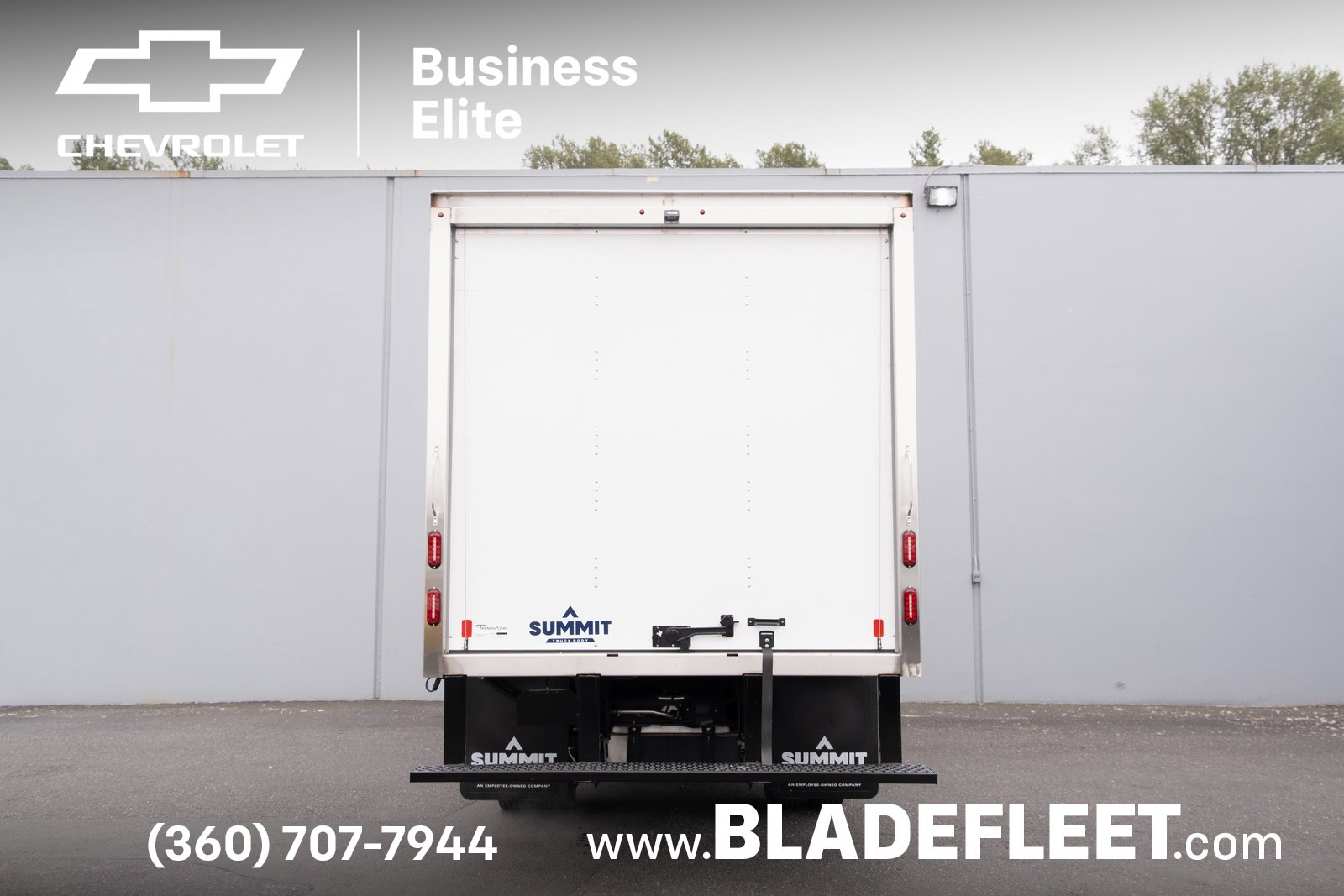 2024 Chevrolet Silverado 4500HD photo 3