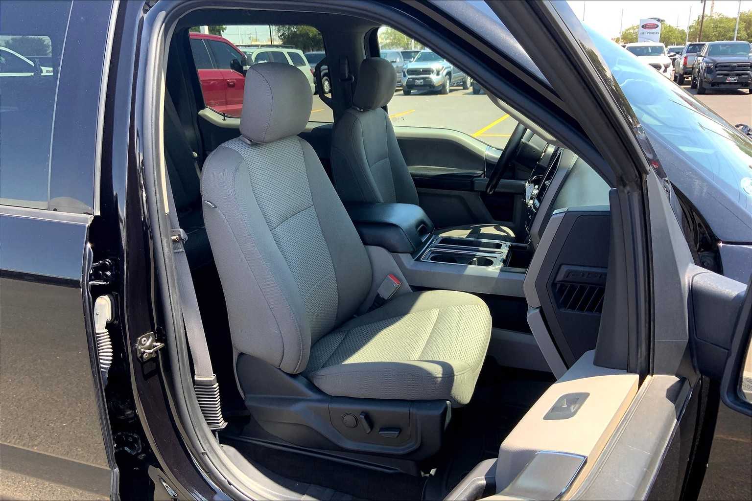 2020 Ford F-150 XLT photo 6